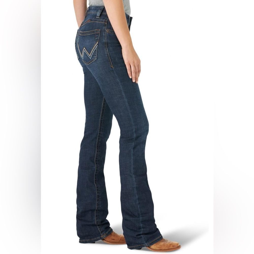 Wrangler Women's Willow Mid Rise Boot Cut Ultimate Riding Jeans NEW